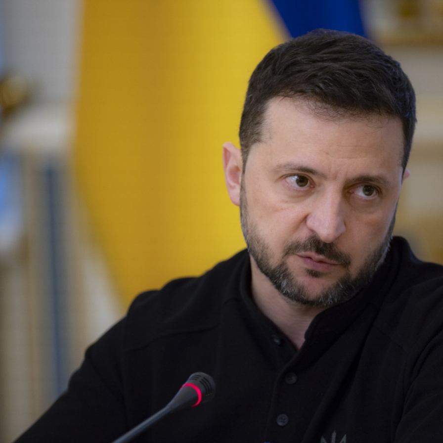 Zelenskyy says Ukraine expects N. Korean troops to be deployed in battlefield in few days