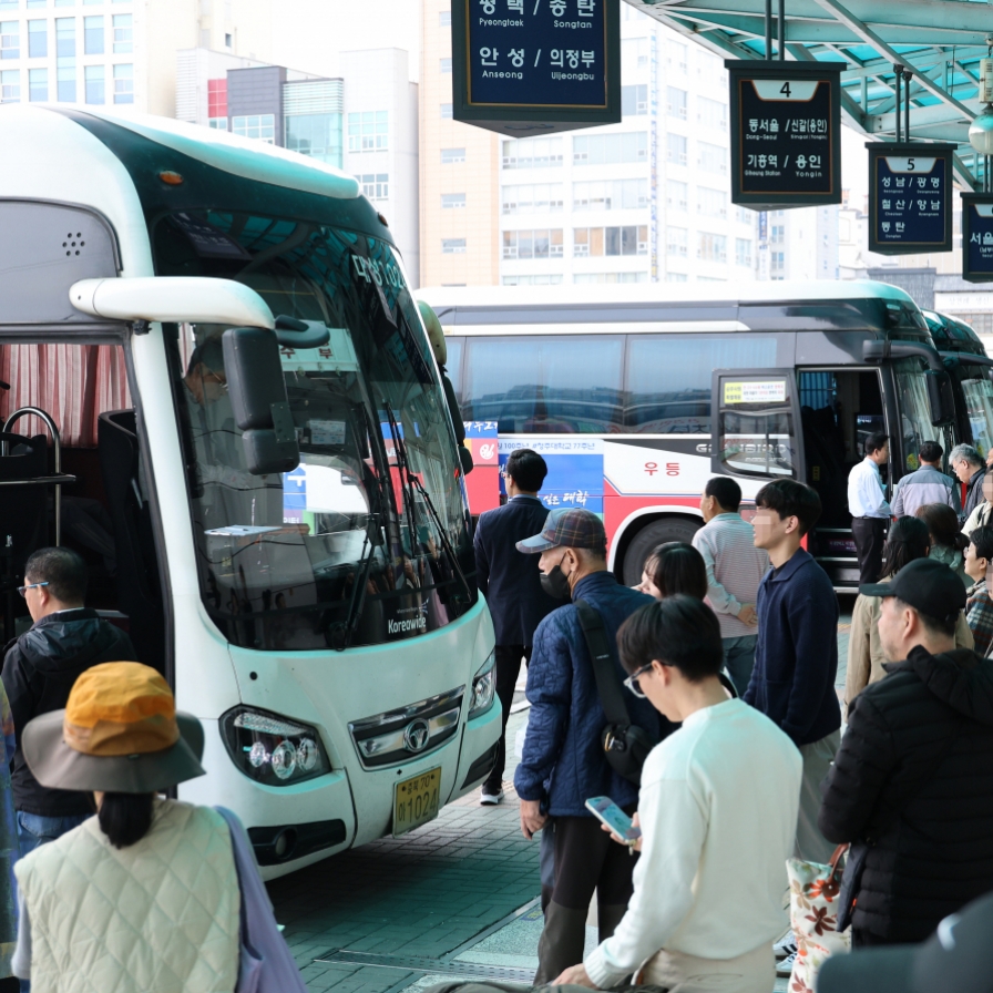 Ticketing system error disrupts bus terminals across nation