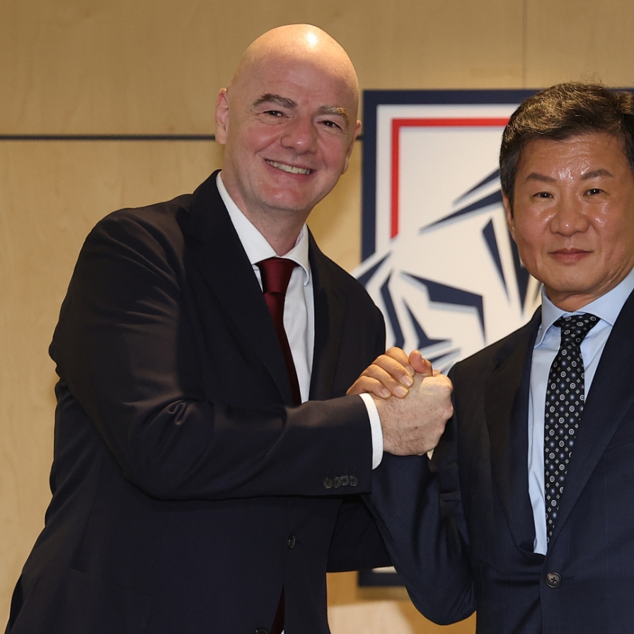 FIFA President Infantino visits KFA