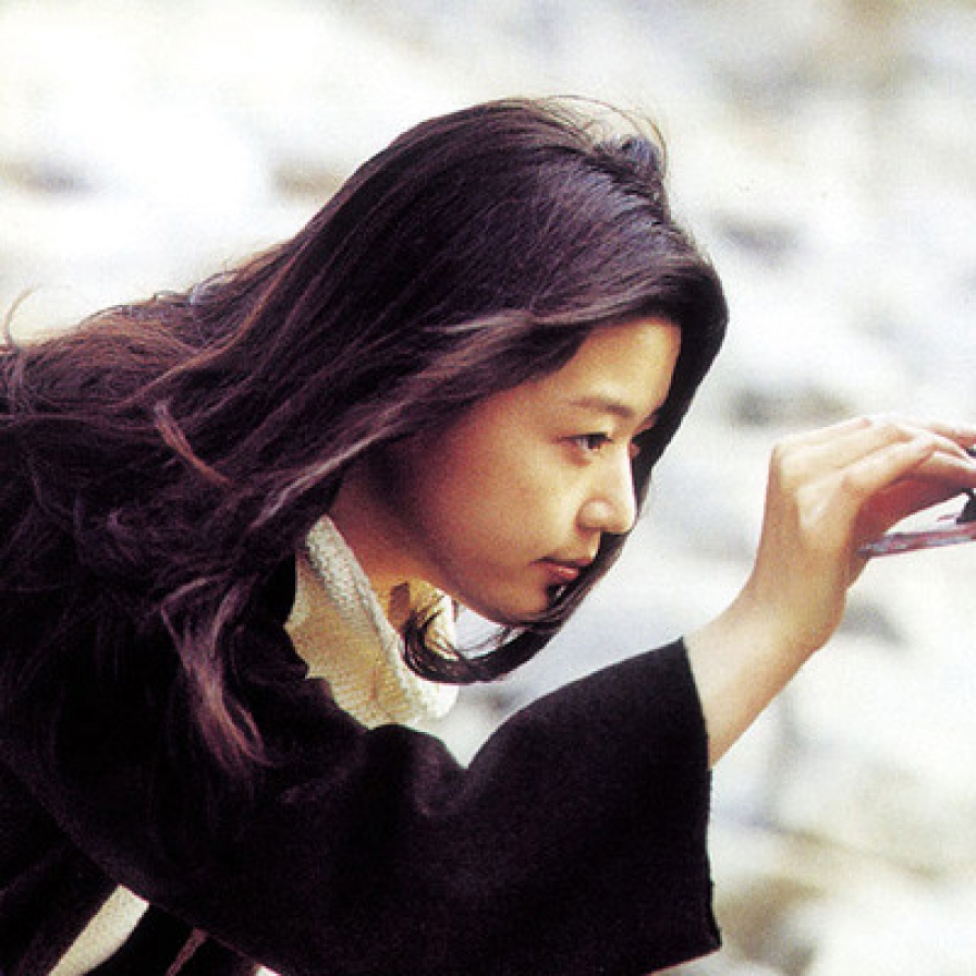 [What to Watch] Three classic Korean fall films you should watch this month