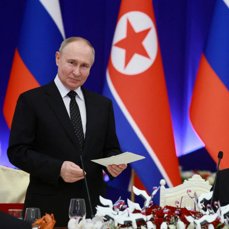 Putin finalizes N. Korea defense deal