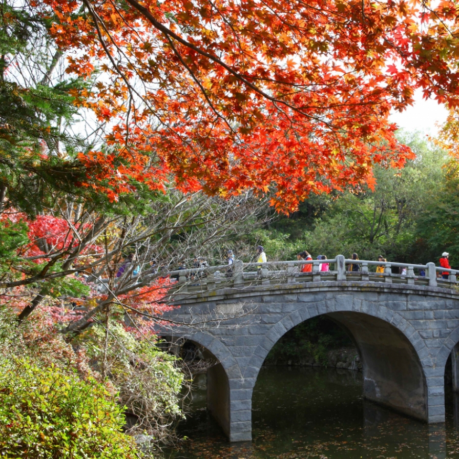 Gyeongju blends old with new