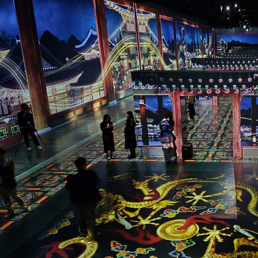 [From the Scene] Immersive heritage exhibition opens in Gangneung, Las Vegas