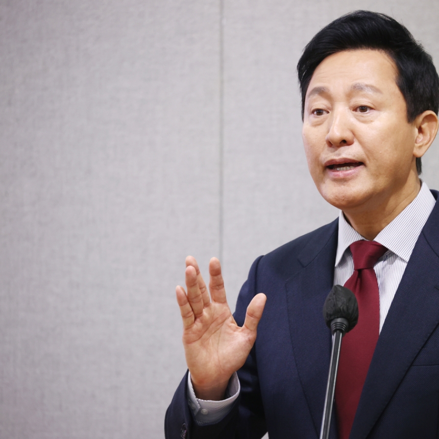 Seoul Mayor denies ties with political broker