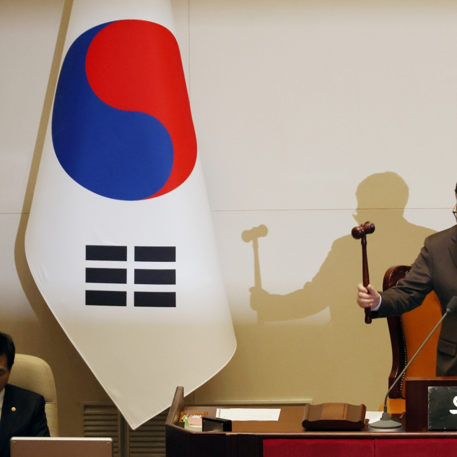 How will Yoon's criminal investigation unfold following impeachment?