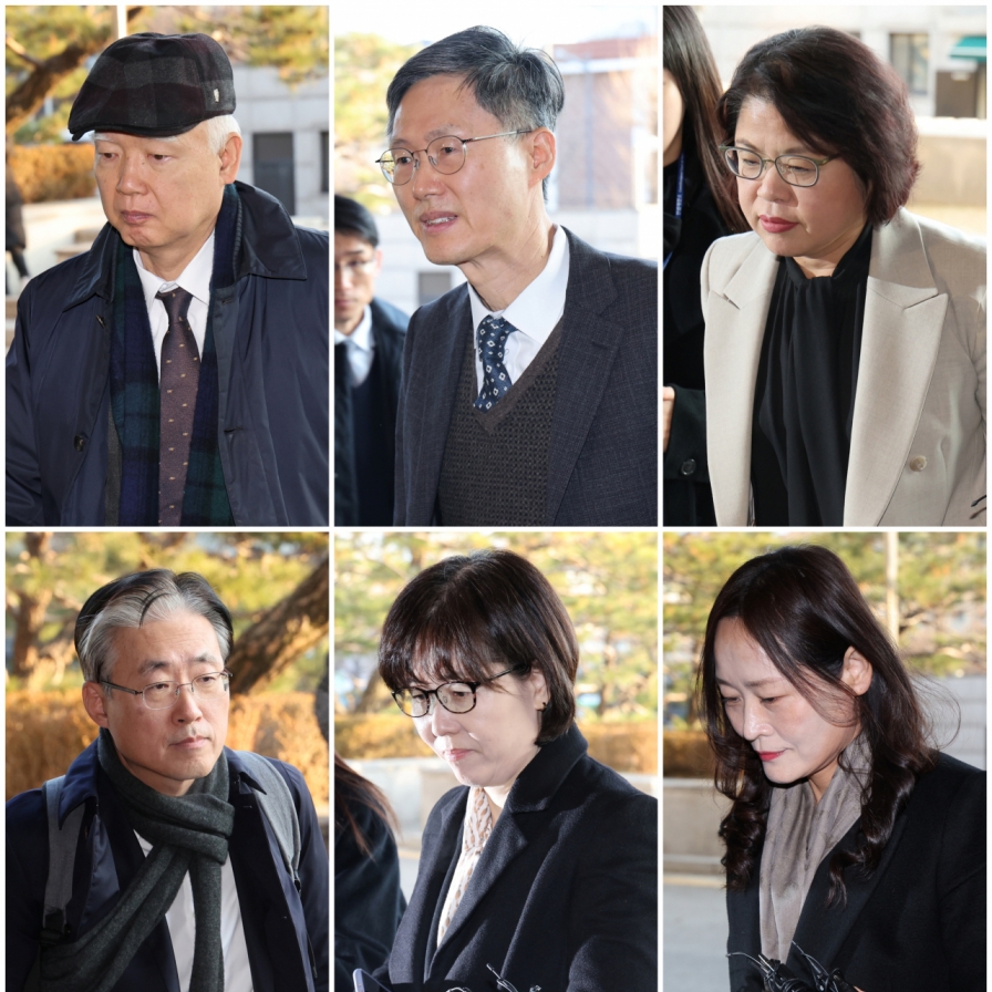 Constitutional Court to hold Yoon’s first preparatory hearing on Dec. 27