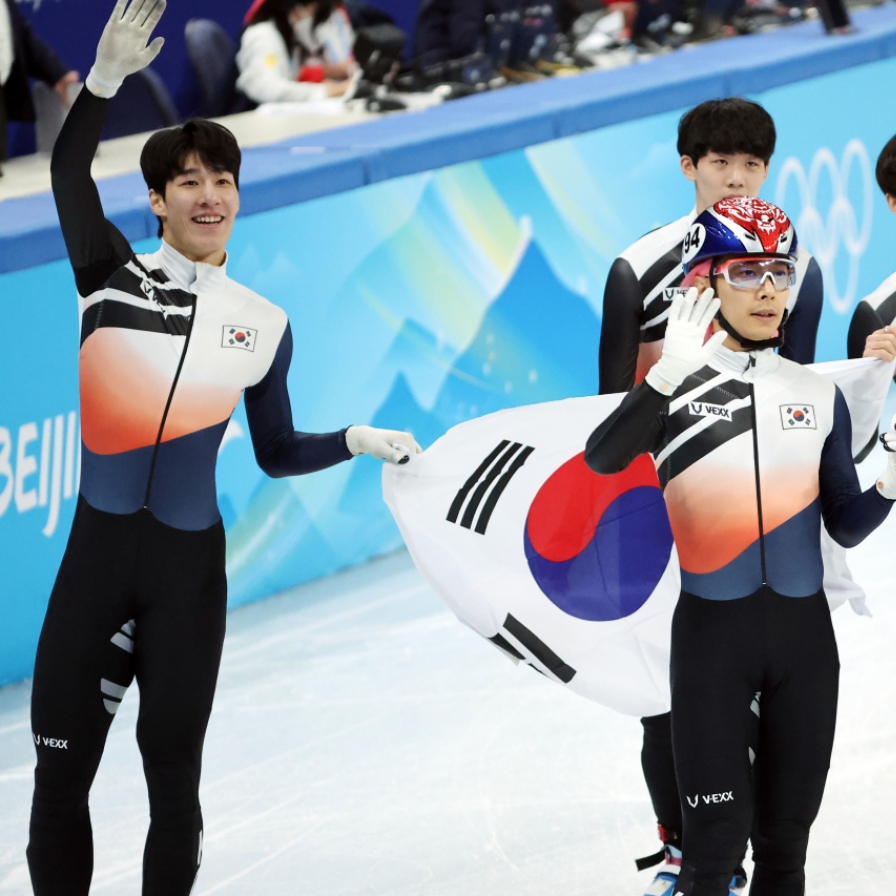 [BEIJING OLYMPICS] S. Korea captures silver in men’s short track relay