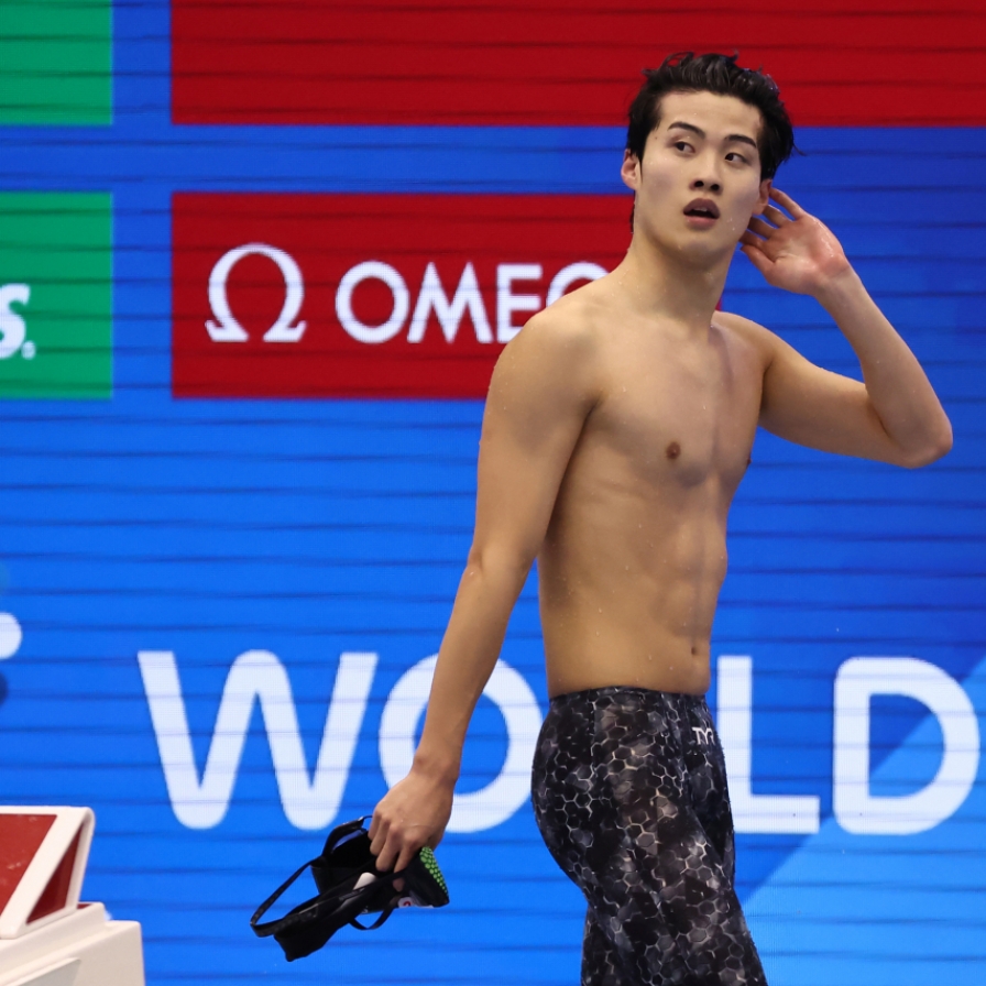 Hwang Sun-woo wins bronze in 200m freestyle at swimming worlds