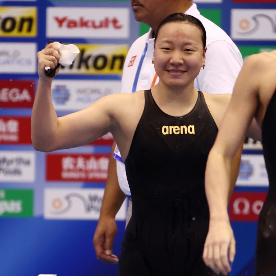 Teen swimmer reaches 1st semis at swimming worlds