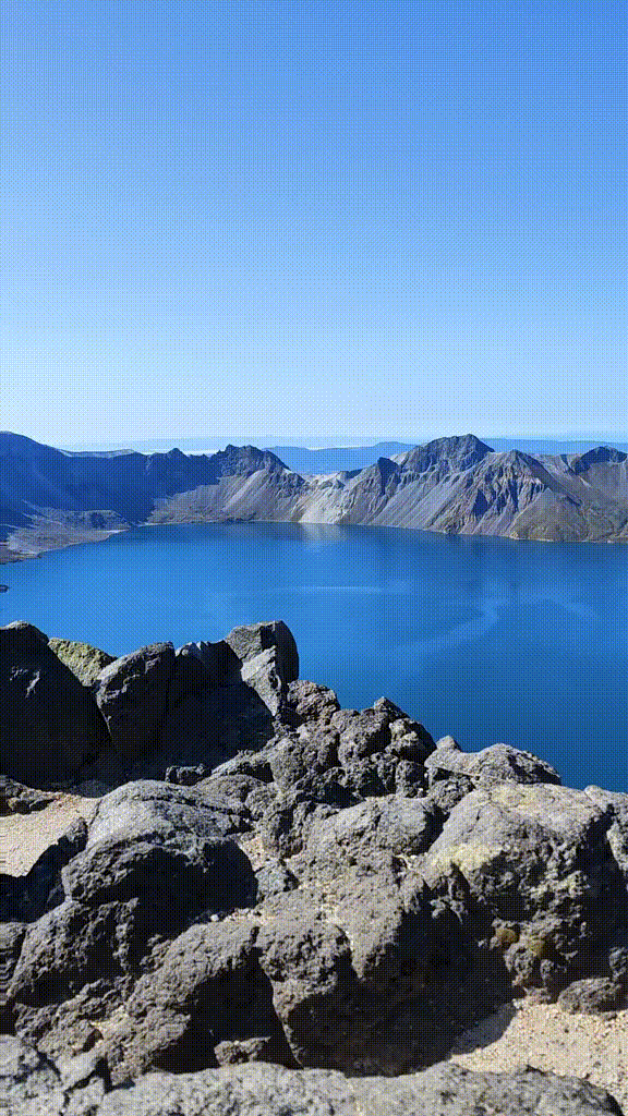 'Mystery creature' video in Mt. Baekdu crater lake reignites old myth