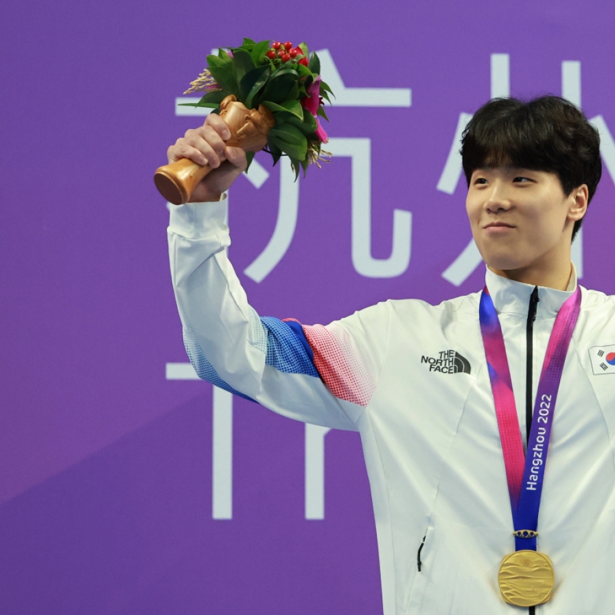 Young swimmer enjoys self-fulfilling prophecy in gold medal-winning race