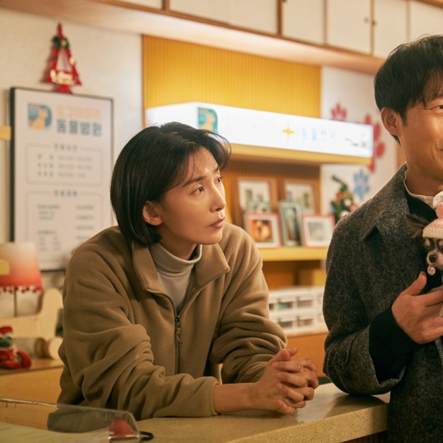 [Herald Review] Unclear message of 'Dog Days' disappoints, but fine acting saves the day