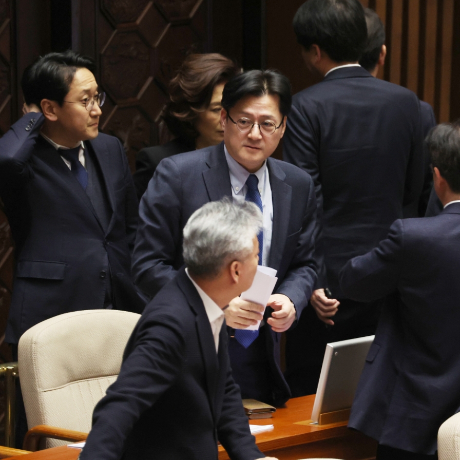 2 special probe bills, including one involving first lady, scrapped in revote after Yoon's veto