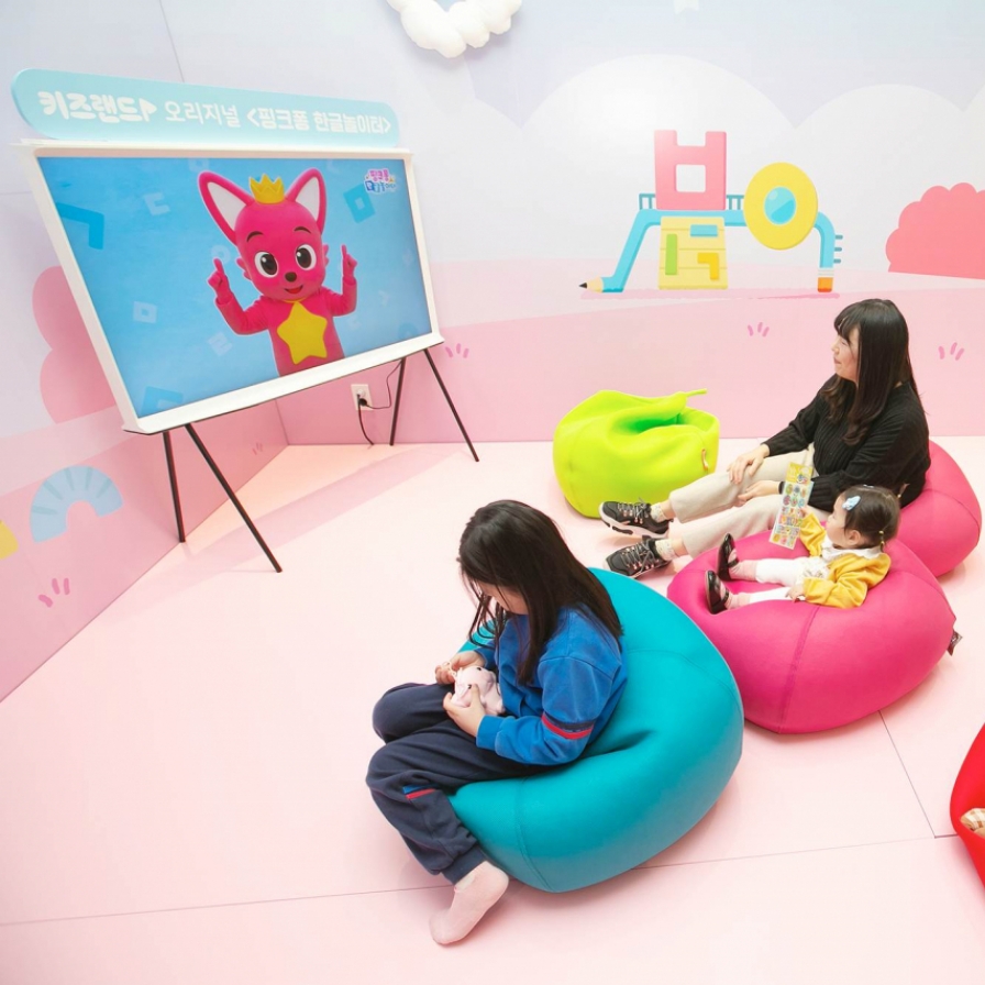 [Well-curated] Learn Hangeul with Pinkfong, get a caricature done and treat yourself to expensive dessert