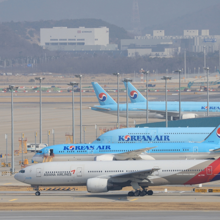 France rejects opening Paris flight routes to T'way Air, deals blow to Korean Air merger
