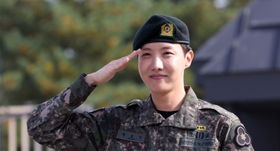 BTS' J-Hope completes military service, returns to fans