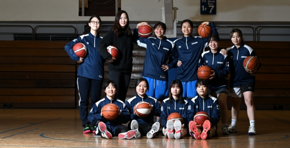  Female SNU students find their footing on basketball court