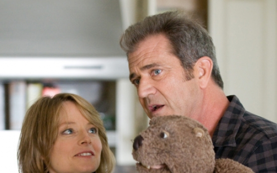 ‘Beaver’ director Jodie Foster’s loyalty to Mel Gibson intact