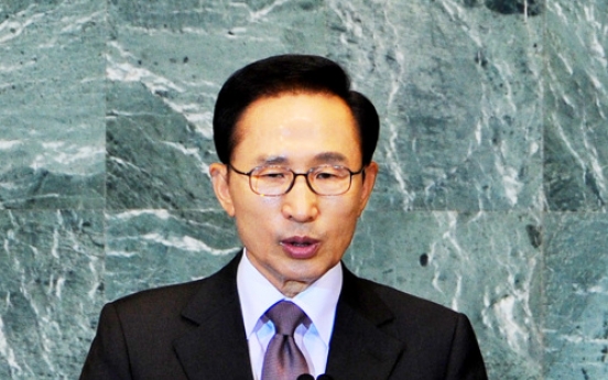 S. Korea ready to help N. Korea if it forsakes nuclear ambitions: Lee