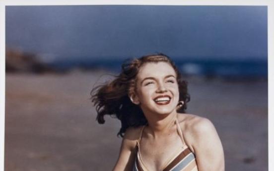 Early Monroe photos sell for over $300K at auction