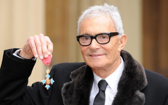 Celebrity hairdresser Vidal Sassoon dies at 84