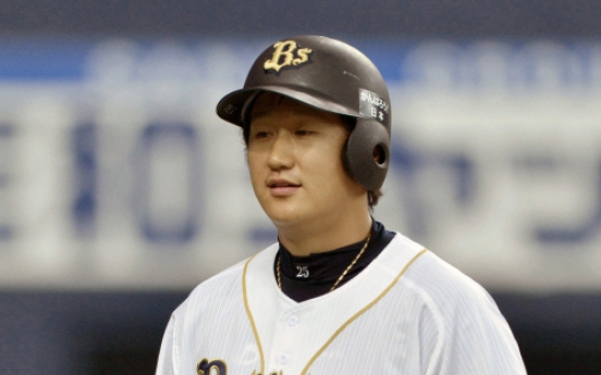 Lee Dae-ho hits 10th home run, leads Japanese Pacific League