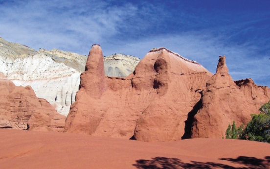 Kodachrome Basin State Park in Utah overshadowed by famous neighbors