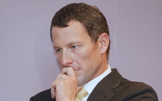 Armstrong stepping down as Livestrong chairman