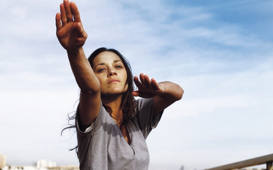 ‘Rust and Bone’ moving and beautiful