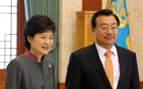 Park names key aide as chief PR secretary