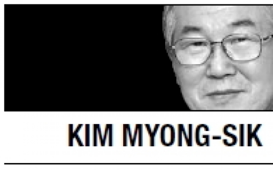 [Kim Myong-sik] In defense of a dead president over NLL remarks