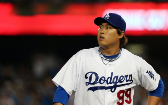 Ryu holds Choo hitless, earns win in S. Korean MLB showdown