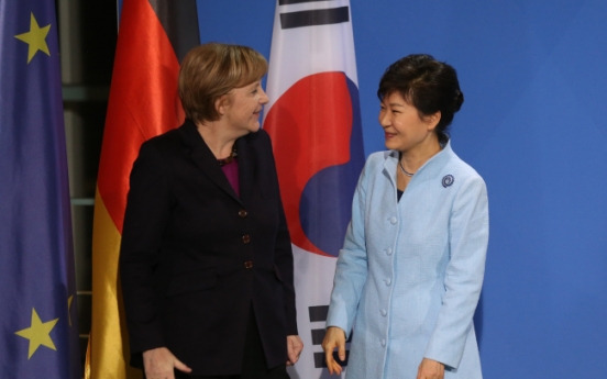 Park, Merkel vow to work closely for Korean unification process