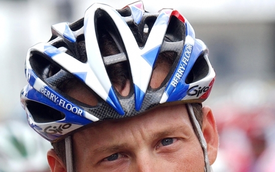 Two books examine Lance Armstrong’s character and the industry around him