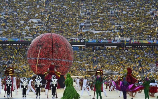 [World Cup]  World Cup kicks off as host Brazil takes on Croatia