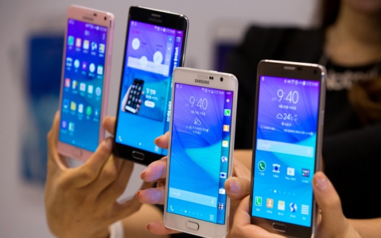 Smartphone industry eyes technological leap