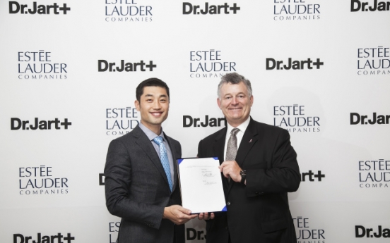 Estee Lauder to invest in Dr. Jart+