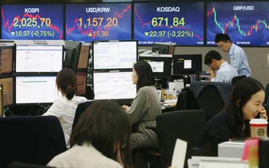 Korean won falls to 1-month low