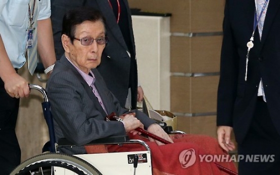 신격호, 전격 법정 출석…성년후견인 청구 첫 심리