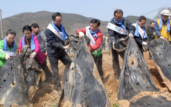 Plastic waste a problem in rural Korean areas