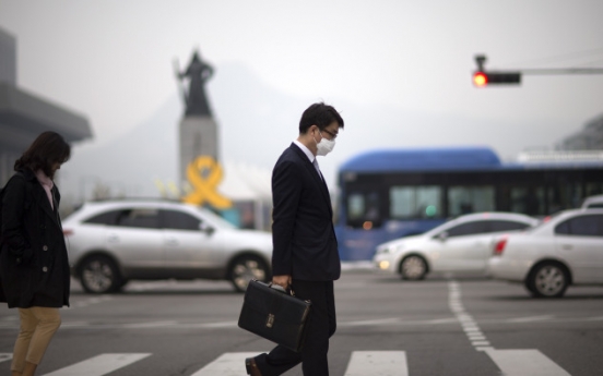 'Silent' green cars could be a risk to walkers: report