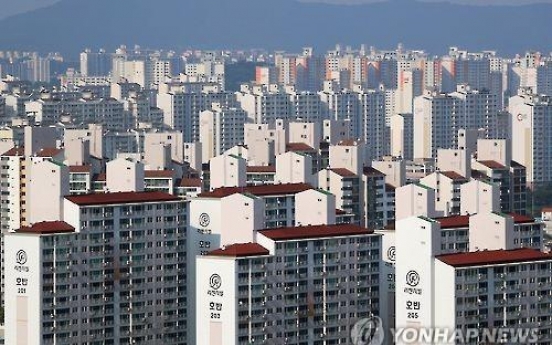 Property sector shrinks in Q2 on weak market