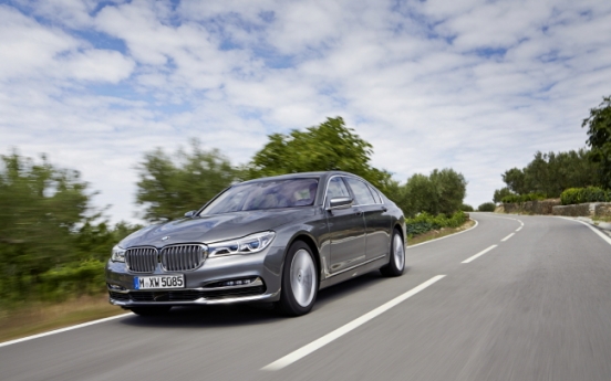 [Behind the Wheel] Powerful yet elegant BMW 750Li