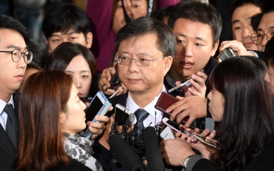 Park's former aide questioned over corruption allegations