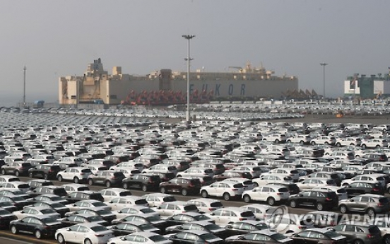 Korea's auto exports retreat in Jan.