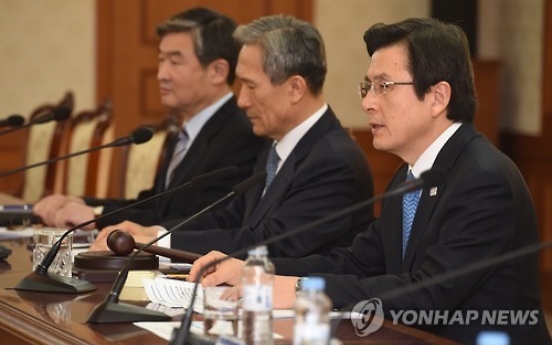 Hwang warns against NK attempts to worsen divisions following Park's dismissal