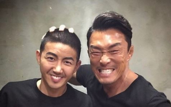 Singers Kwanghee, Lim Hyung-joo join Army