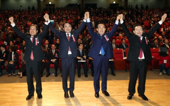 Former ruling party's presidential hopefuls rail against front-runner Moon