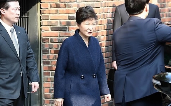 Park questioned in jail again over corruption scandal