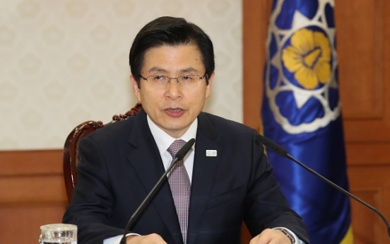 Hwang orders election watchdog to sternly deal with illegal electioneering